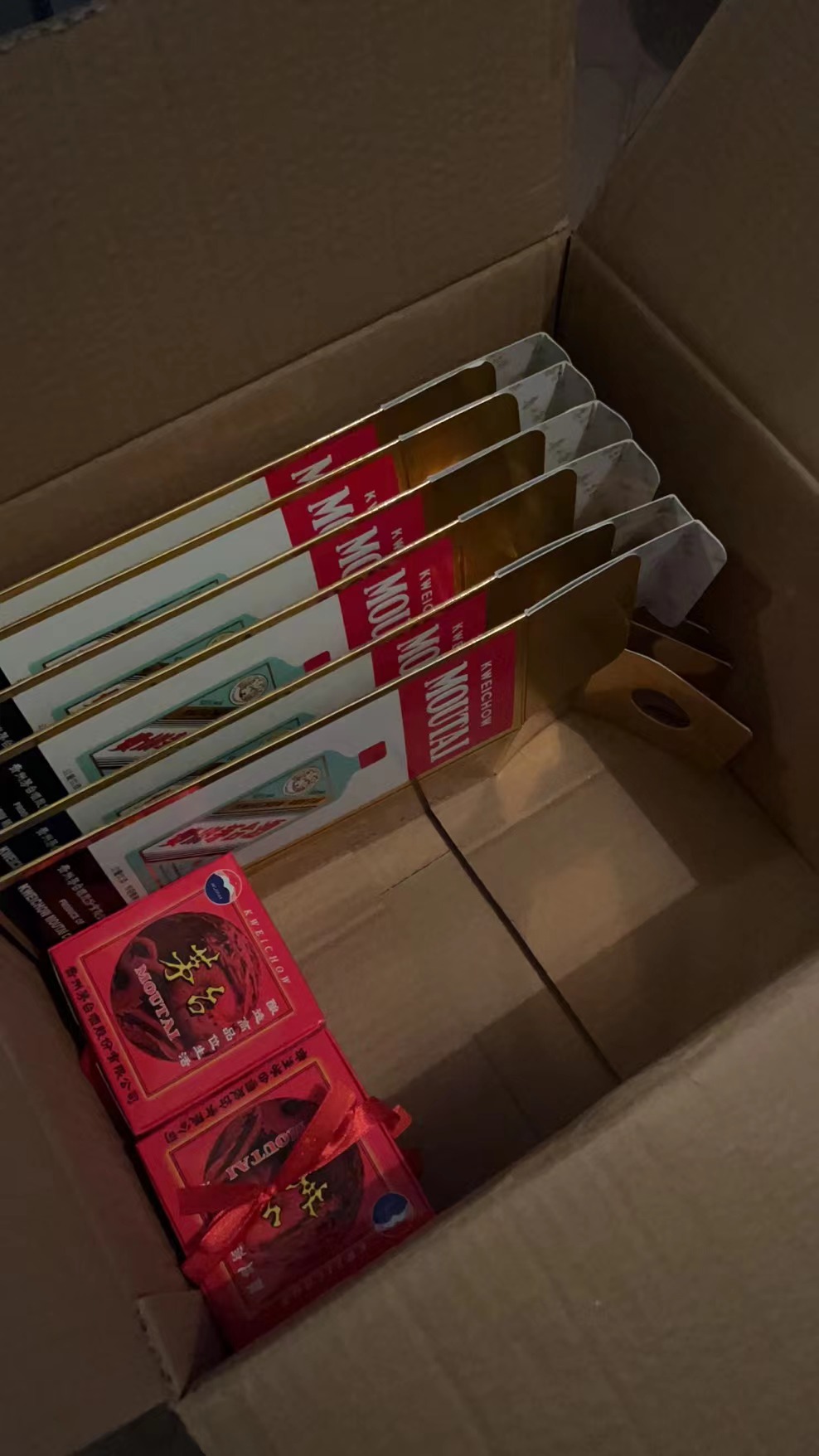 宝鸡纪念茅台酒瓶回收告诉你开胃酒的定义是什么